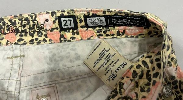 Miss Me brand, leopard and pink shorts - Image 7