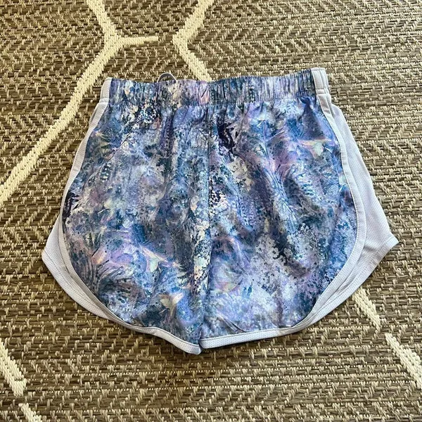 Nike training shorts NWT sz XS - Image 4