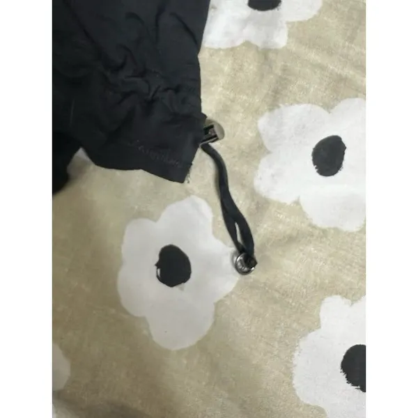 Lululemon black tank top - Image 4