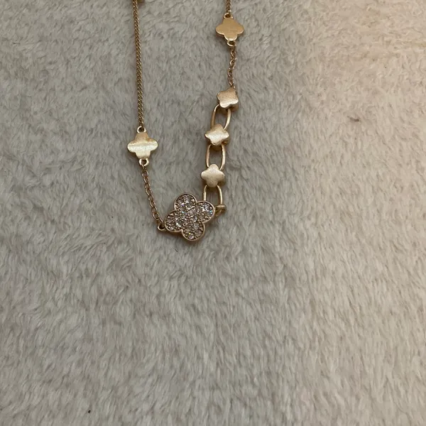 Pomina Gold plated Clover Necklace - Image 2
