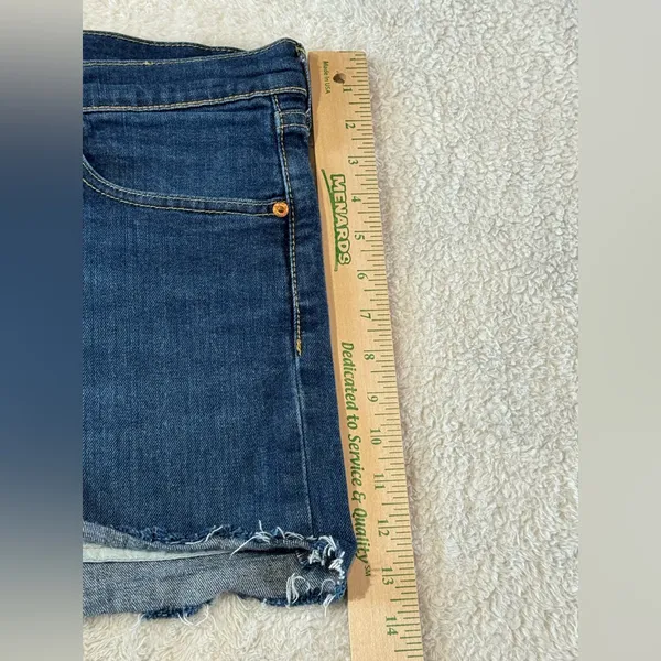 Levi's Shorts Womens W 32 Dark Wash Blue Denim Cut Offs 501 Distressed Vtg - Image 3
