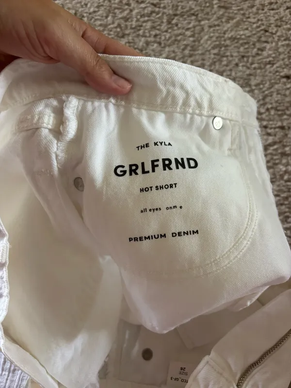 GRLFRND Jean Shorts Denim - Image 4