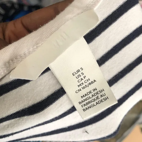 H&M black white striped shirt. - Image 3