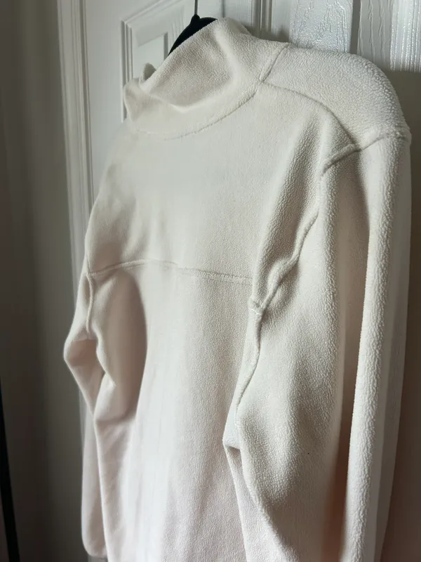 32° Heat Women’s  Lightweight Pullover - Image 6
