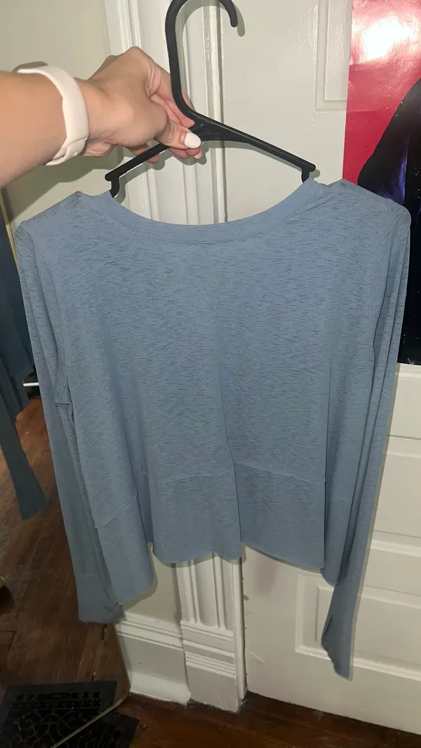Free People tempo long sleeve - Image 4
