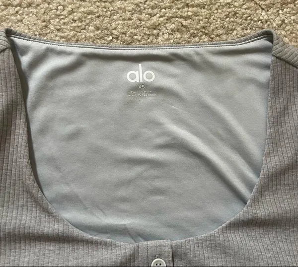 Alo Yoga blissful henley bra top - Image 5