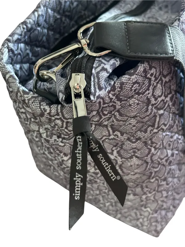Simply Southern Gray Python Quilted Tote Duffle Travel Bag NWOT - Image 4