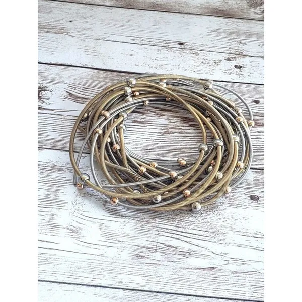 Vintage Bracelets - Set of Multi Tone Spring Stretch Bracelets - Image 2