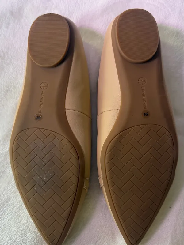 Giani Bernini Blush Nude Pointed-Toe Flats with Gold Hardware - Image 7