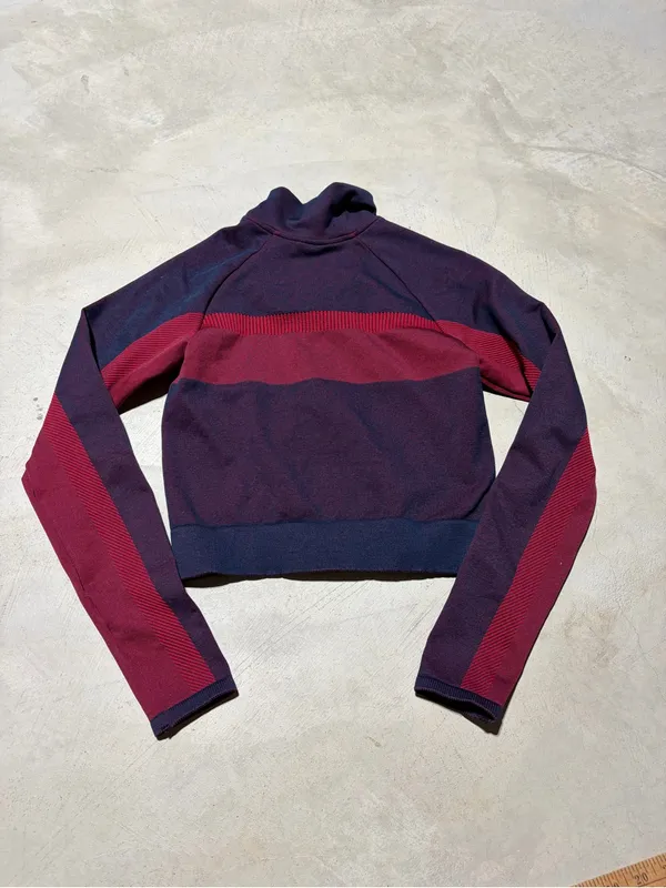Fabletics Colorblock Zip-Front Jacket cropped small - Image 7