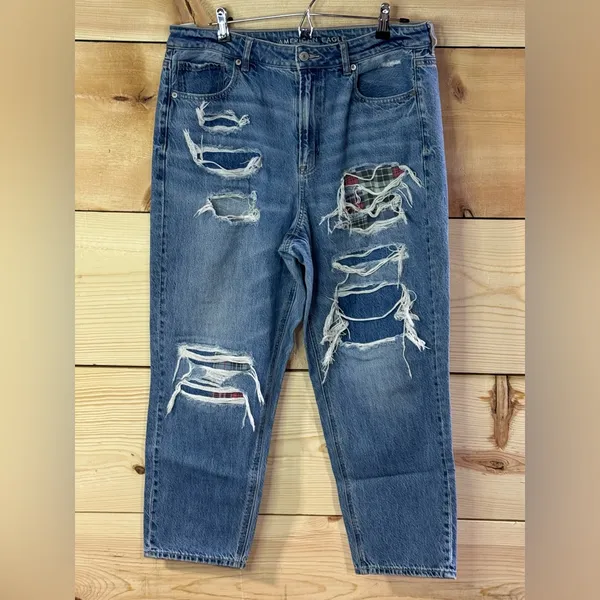 American Eagle Patchwork Mom Straight Jeans - Image 2