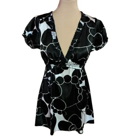 Vtg Y2K Wrapper plunging dotted top - Image 2