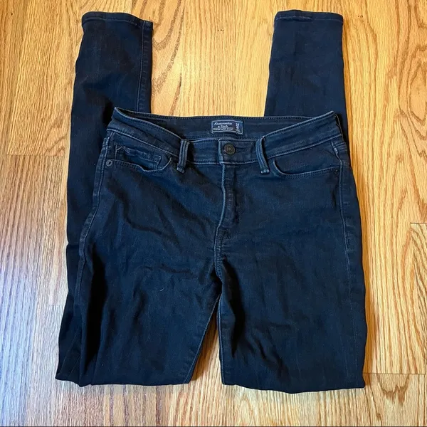 Abercrombie and Fitch Harper super skinny black jeans size 0 / 25 - Image 2