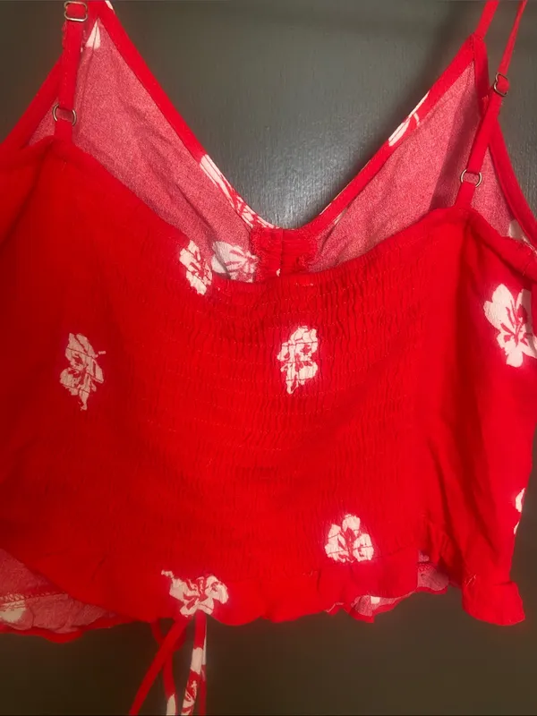 LA Hearts Red Floral Tie-Front Cami Crop Top - Image 6