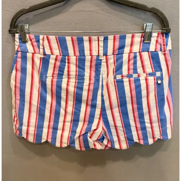 Crown & Ivy Shelby Scalloped Hem Shorts Womens 4 Pink Blue Stripe Preppy Coastal - Image 4