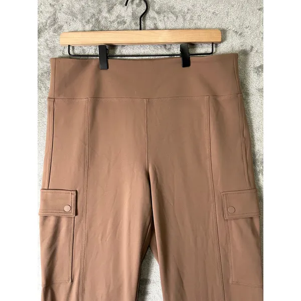 Athleta Delancey Straight Cargo Pant Large Taupe Pull‎ On Travel Work Pant - Image 2