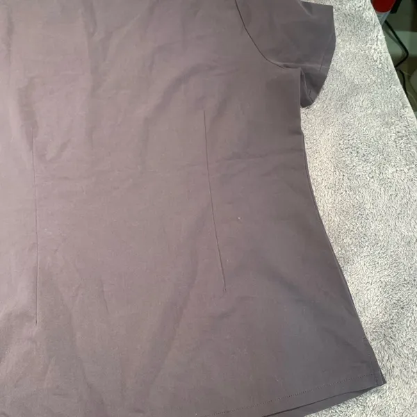 Figs V-Neck Short Sleeve scrub top Dark Gray - Image 9