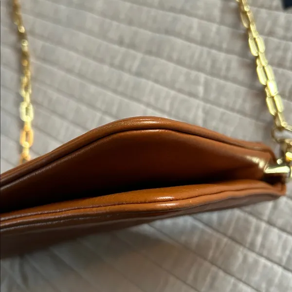 Tory Burch brown leather logo fold over gold chain rare crossbody bag​ - Image 13