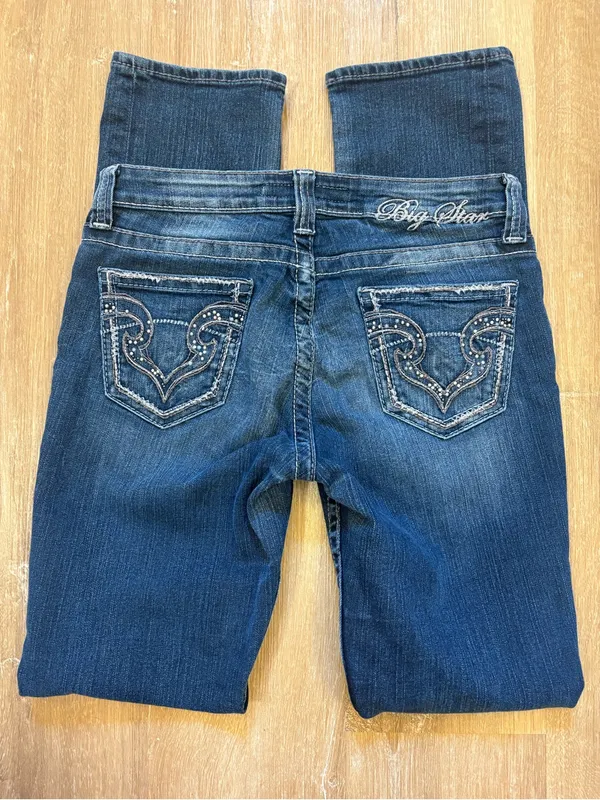 Big Star Women’s Kayla Straight Mid Rise Jeans - Image 3