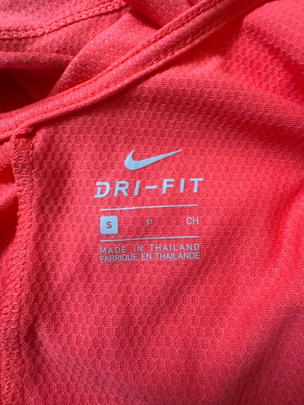 Nike Size Small NWT Women's Long Sleeve Athletic T-Shirt Coral - Image 6