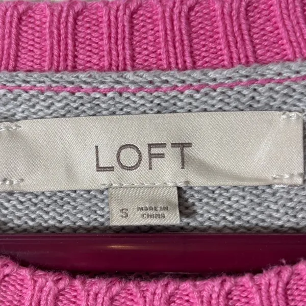 LOFT Women's Size S Birdie Golf Pink Gray Striped Pullover Sweater Embroidered - Image 6