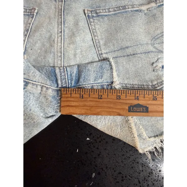 American Eagle Curvy Mom Shorts Womens 6 Light Wash Distressed‎ Super High Rise - Image 6