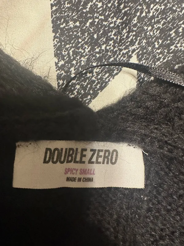 Double Zero Cable Knit Sweater - Image 2