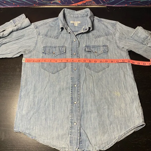 Women's Light Blue Button Down Denim Shirt Size XS - Image 3