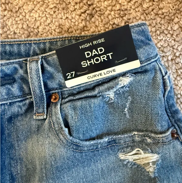 Abercrombie Curve love high rise dad denim shorts - Image 4