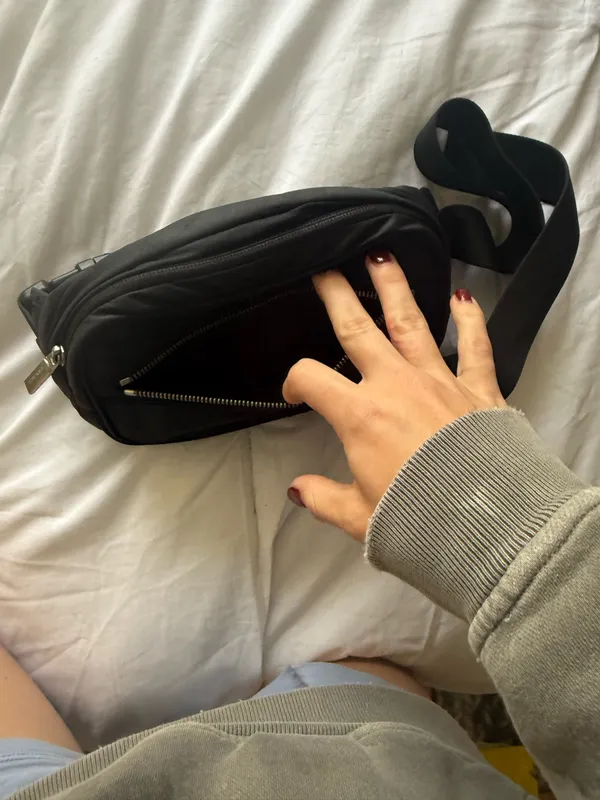 Lululemon bag - Image 5