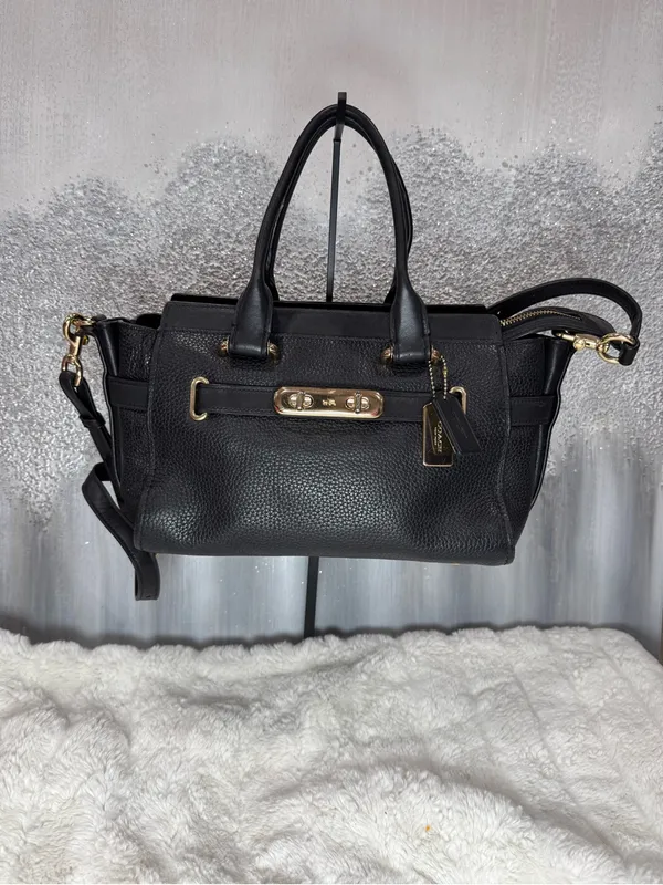 Coach Swagger Carryall Black Pebbled Leather - Image 4