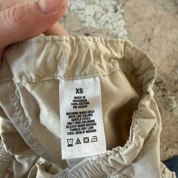 Aeropostale Women's Cream and Black Trousers - Image 5