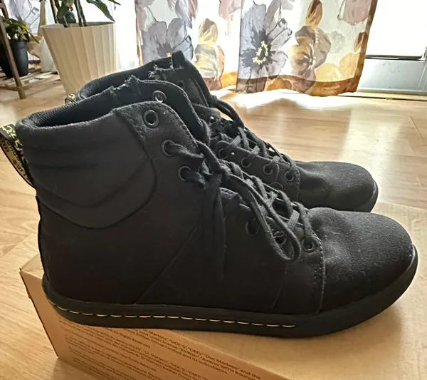 Rozarya Dr Martens - Image 2