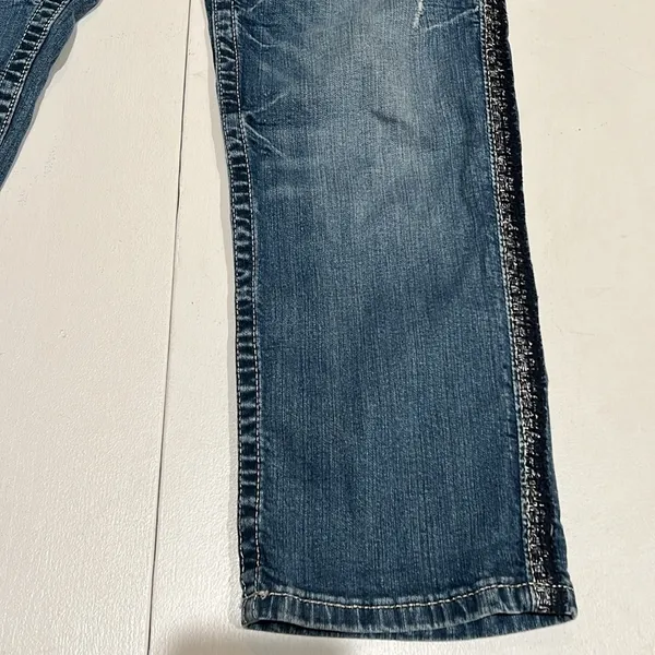 Miss me women’s boyfriend Capri size 28 embroidered leg stripe stud buttons - Image 4