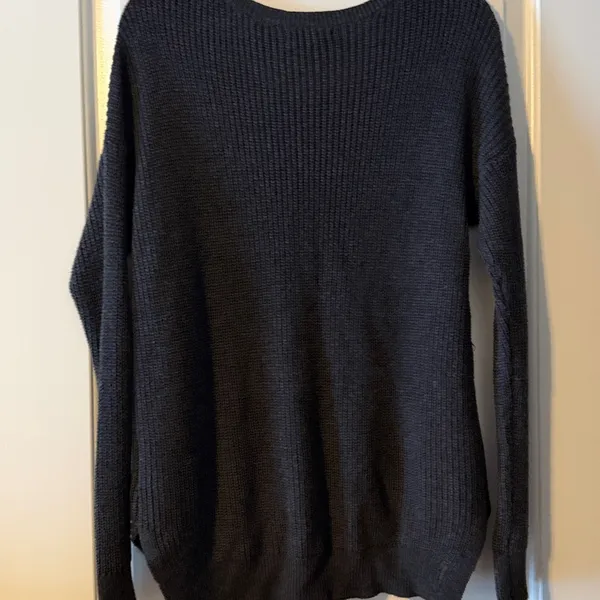 American Eagle Outfitters Charcoal Sweater - Image 4