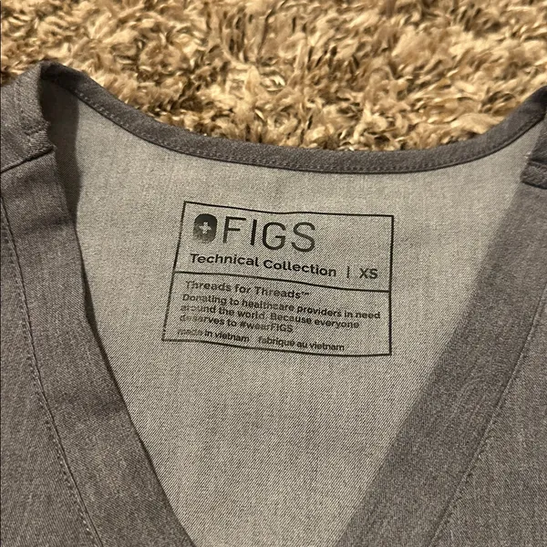 Figs Catarina Grey Scrub Top XS - Image 2