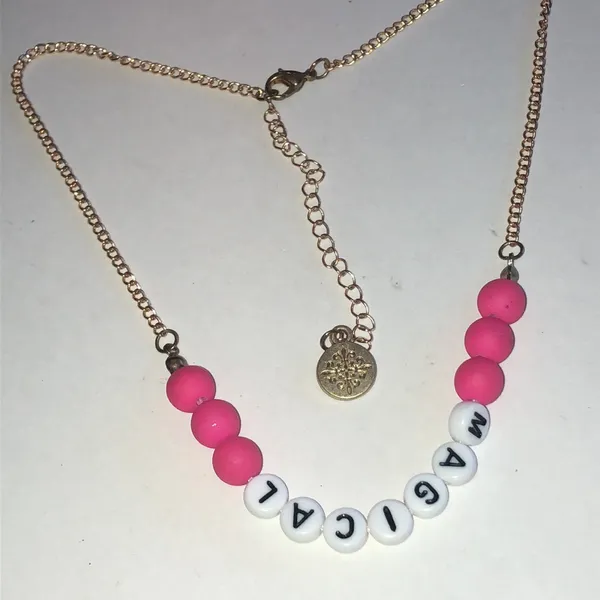 Magical Gold Tone Pink and White Beaded Boho Necklace - Image 7