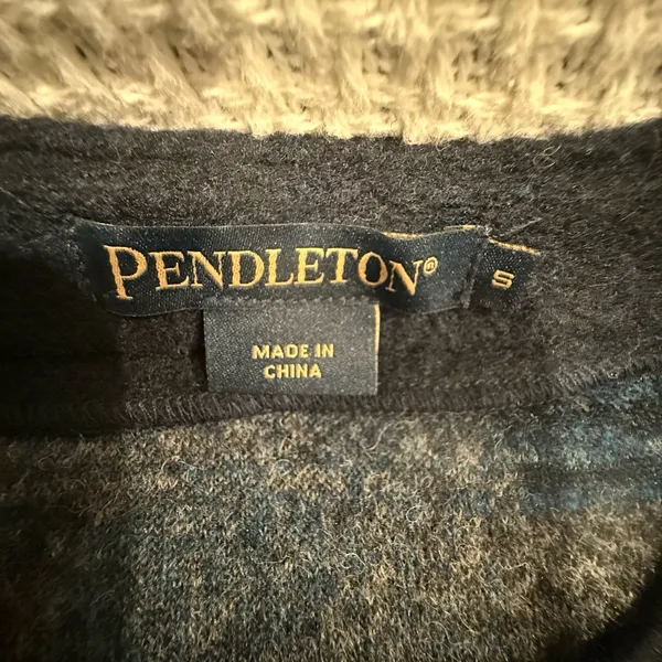 Pendleton Women’s small Plaid Wool Cardigan 45%wool - Image 2