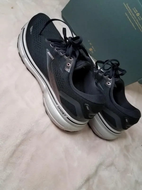 Brooks Ghost 15 Womens Size 7.5 Running Walking Shoes Black Athletic Sneakers - Image 4