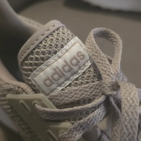 Adidas Mesh Gray Sneakers - Image 6