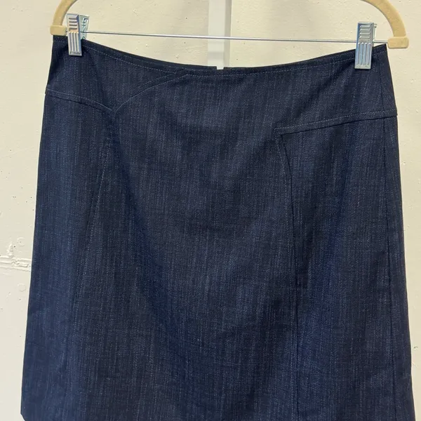 Worth New York Dark Indigo Wool Blend A-Line Pencil Skirt Size 6 Seam Detail - Image 3