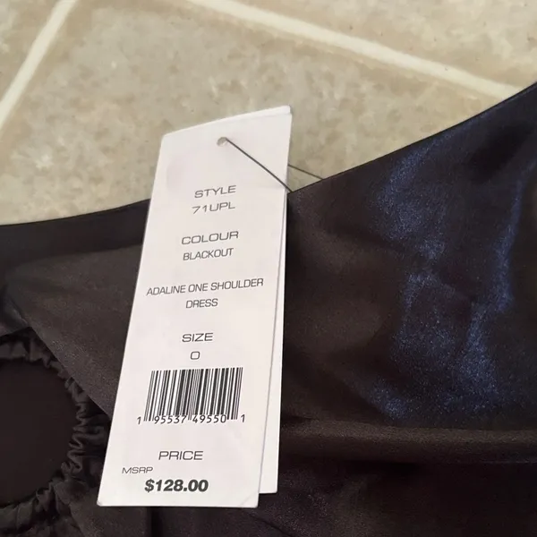 French Connection
Women's Adaline One-Shoulder 👗 - Image 7