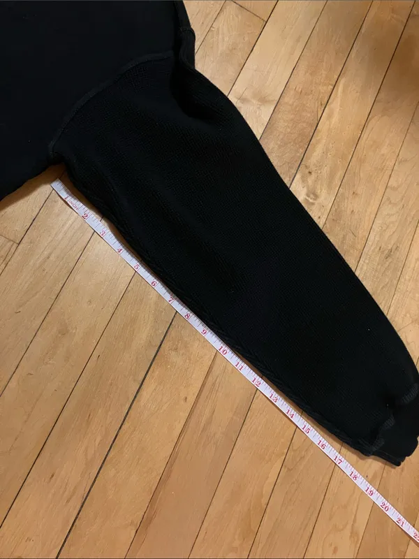 Vintage Six Flags 1996 Black Waffle Crewmeck Sweatshirt Size Large - Image 9