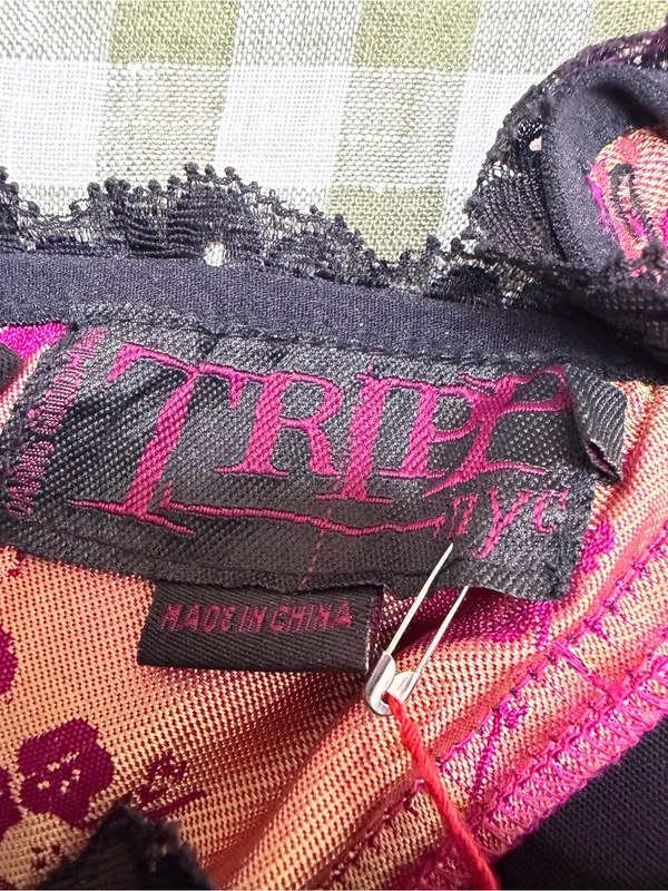 Tripp NYC Hot Topic Y2K Deadstock Brocade Magenta Corset Top NEW Medium - Image 2