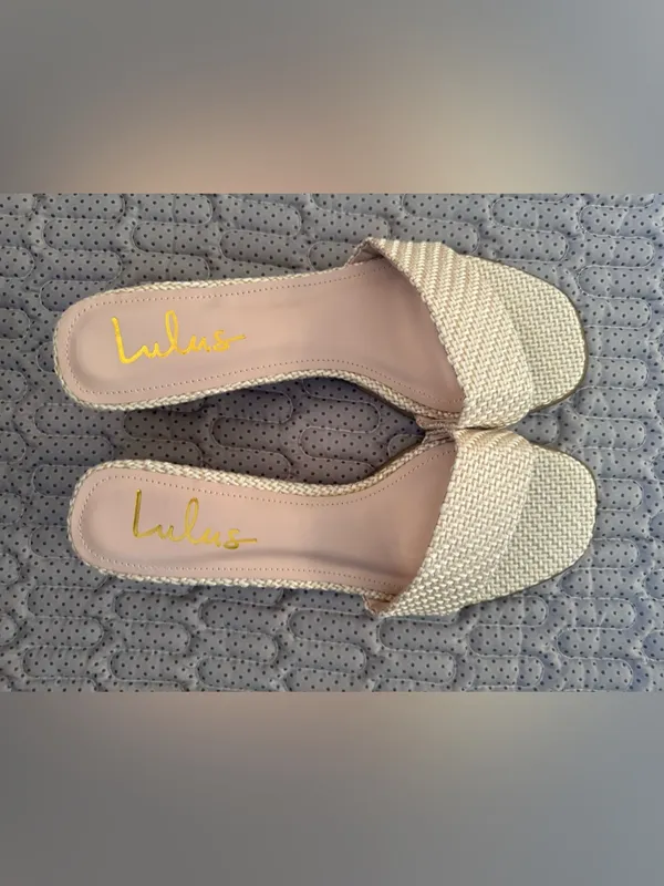 Lulu's Woven Cream Slide Mules - Image 4
