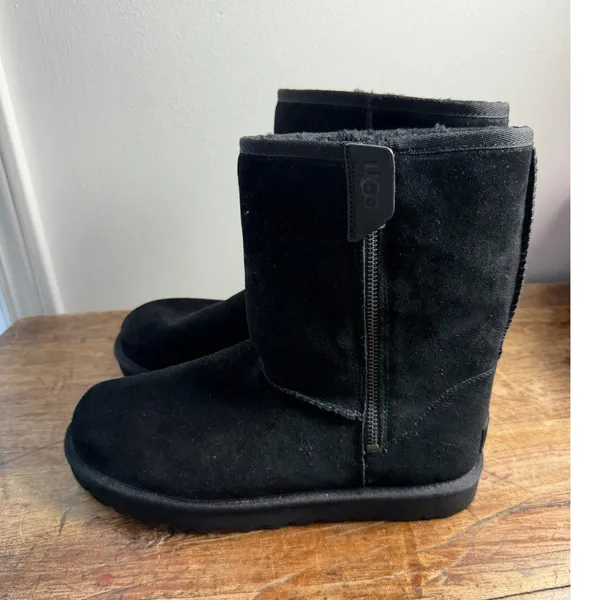 Ugg Bailey Zip Black Boots‎ women's size 9 - Image 3