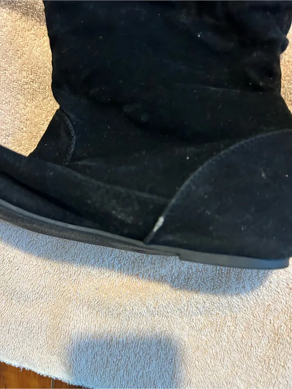 Source Unknown Black Suede Over-the-Knee Flat Boots - Image 5