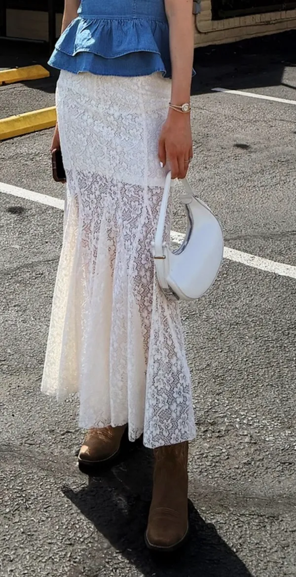 Prómesa Lace Fitted Mermaid Skirt - Image 4