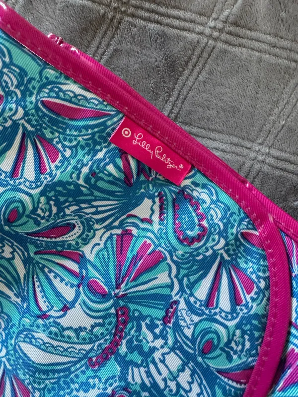 Lilly Pulitzer Hanging Valet Toiletry Bag in My Fans - Blue/ Pink - Image 3