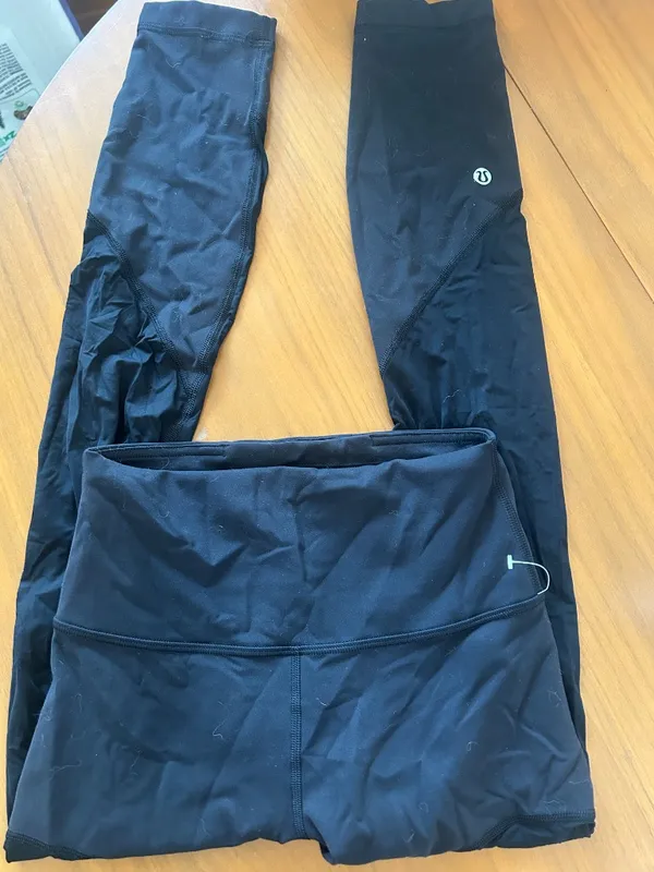 NWOT Lululemon Black Leggings With Mesh (Wunder Train Mesh HR Tight 25”) - Image 2